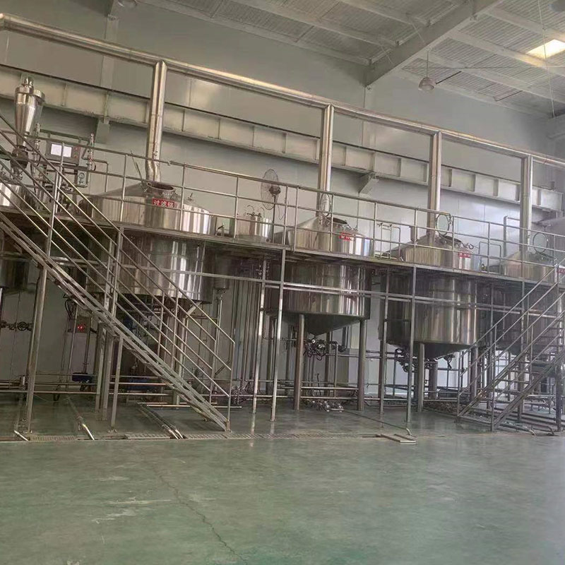 玛纳斯精酿啤酒设备厂—平面布置、设备设计、制造、调试、培训等一条龙服务_COPY